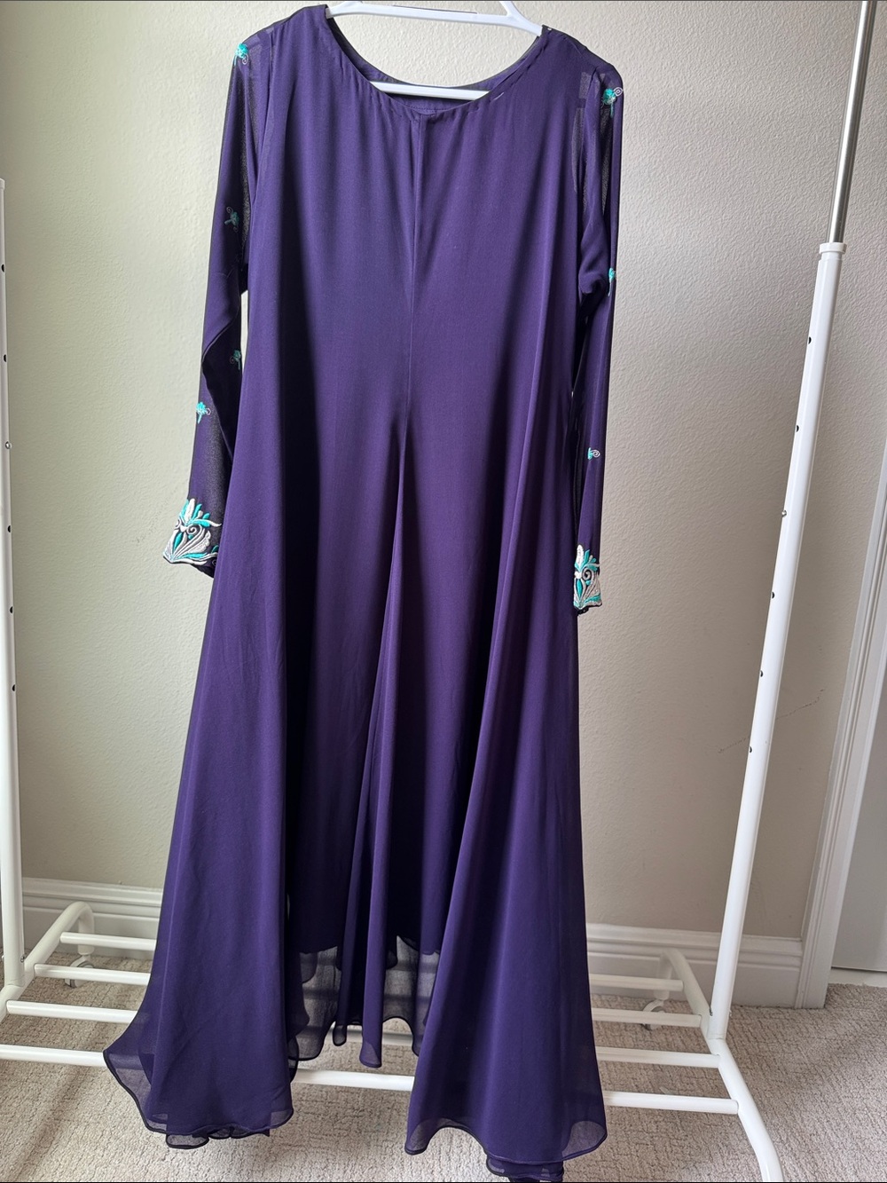 Elegant Purple Long Sleeve Dress with Embroidery comes with sleeveless lining